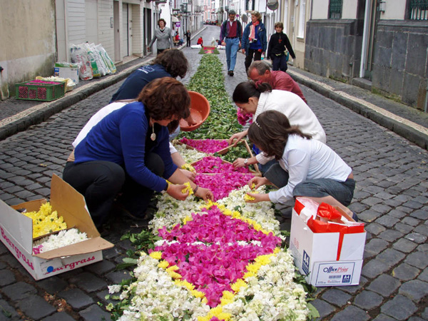 033_Juhlavalmisteluja